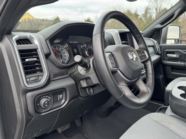 2024 RAM 2500 Big Horn Crew Cab 4x4 64 Box