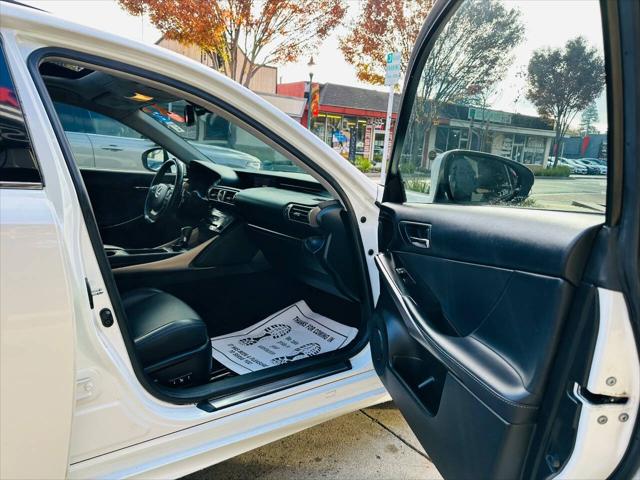 2014 Lexus IS 250 Base 4dr Sedan