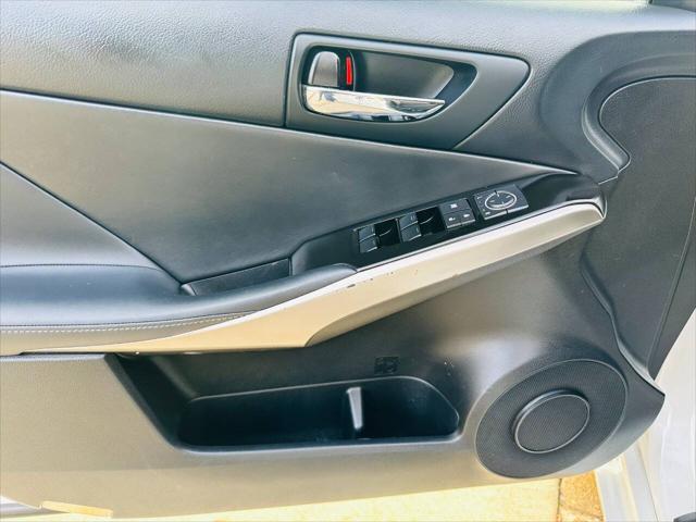 2014 Lexus IS 250 Base 4dr Sedan