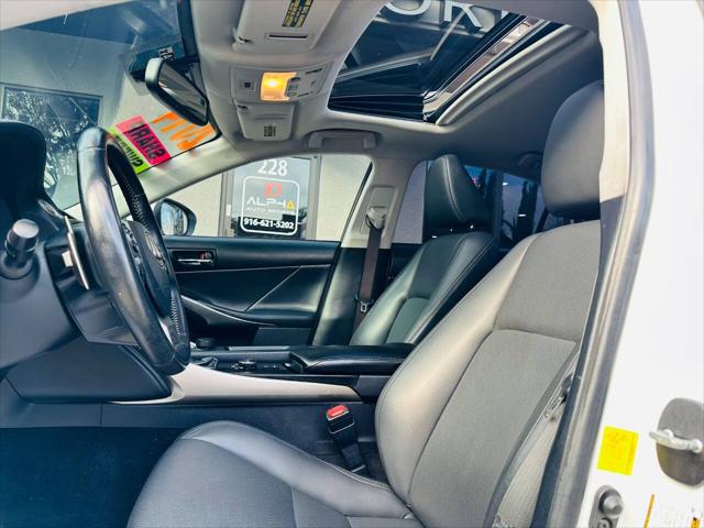 2014 Lexus IS 250 Base 4dr Sedan