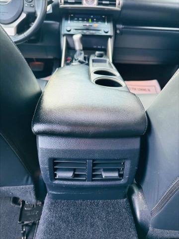 2014 Lexus IS 250 Base 4dr Sedan