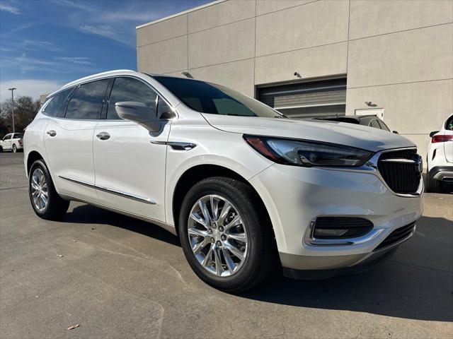 2021 Buick Enclave FWD Essence 2021 Buick Enclave FWD Essence