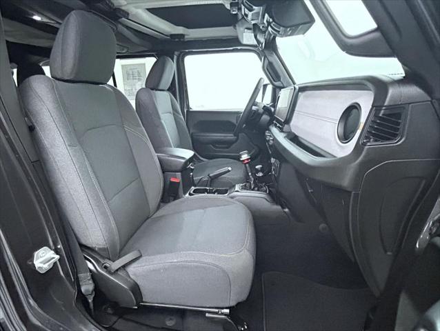 2025 Jeep Wrangler 4-Door Summit 4x4