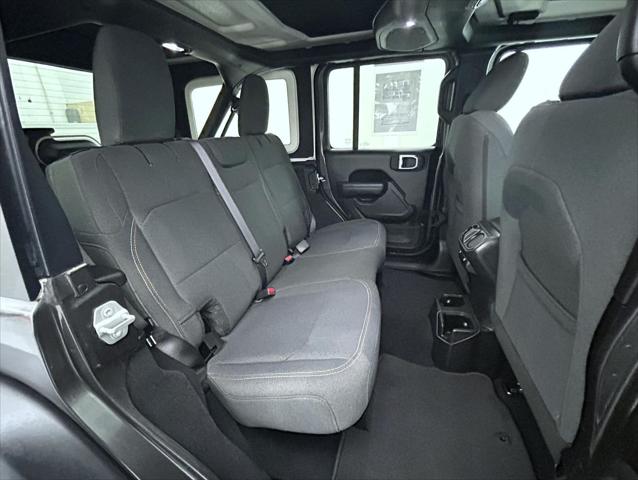 2025 Jeep Wrangler 4-Door Summit 4x4