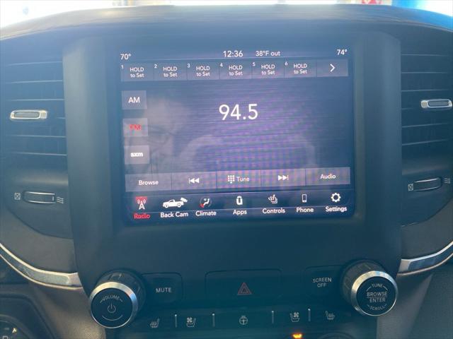 2019 RAM 1500 Laramie Crew Cab 4x4 64 Box 2019 RAM 1500 Laramie Crew Cab 4x4 64 Box