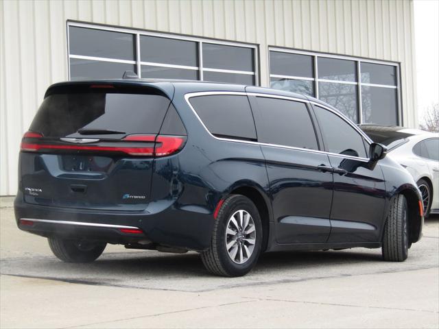 2023 Chrysler Pacifica Hybrid Touring L 2023 Chrysler Pacifica Hybrid Touring L