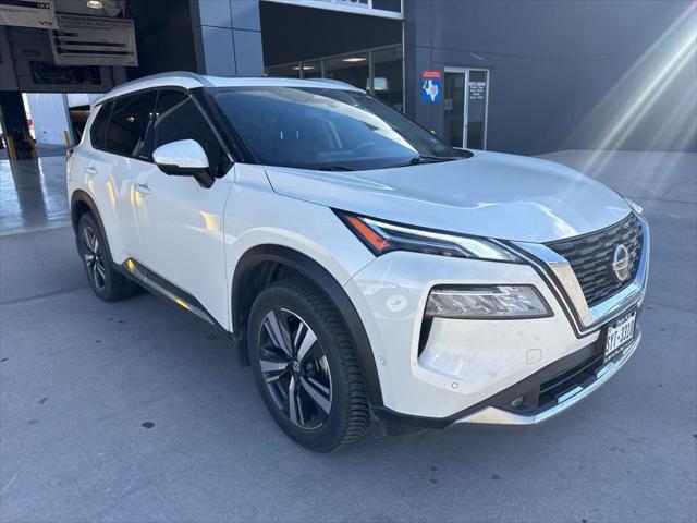 2021 Nissan Rogue Platinum FWD