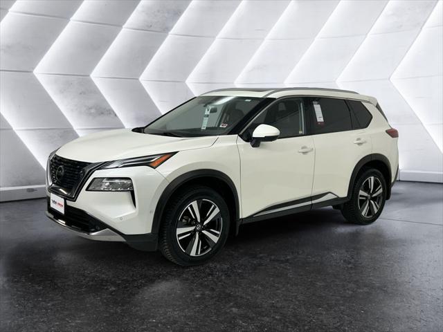 2021 Nissan Rogue Platinum FWD