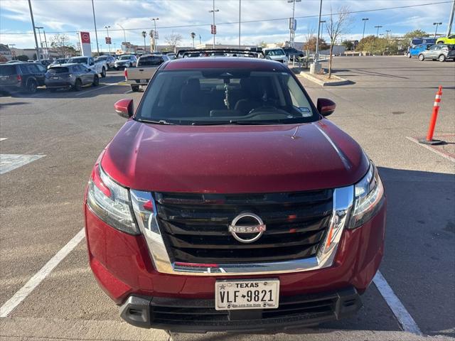 2022 Nissan Pathfinder SV 2WD 2022 Nissan Pathfinder SV 2WD