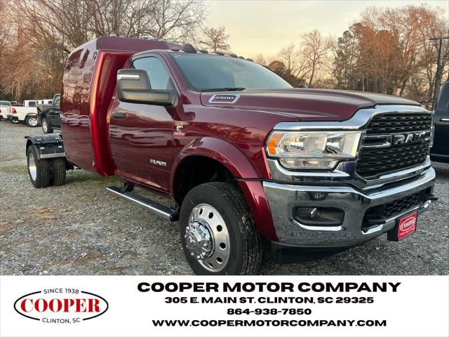 2024 RAM 5500 Chassis Tradesman/SLT