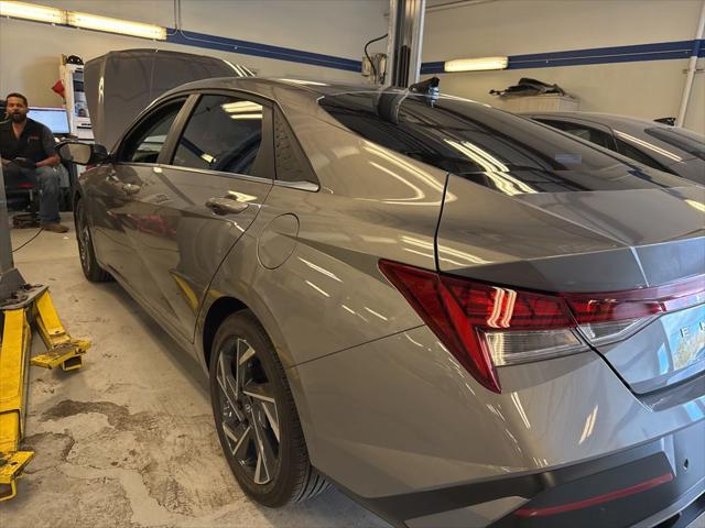 2024 Hyundai Elantra Limited