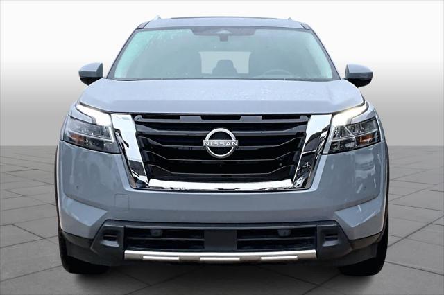 2023 Nissan Pathfinder Platinum FWD
