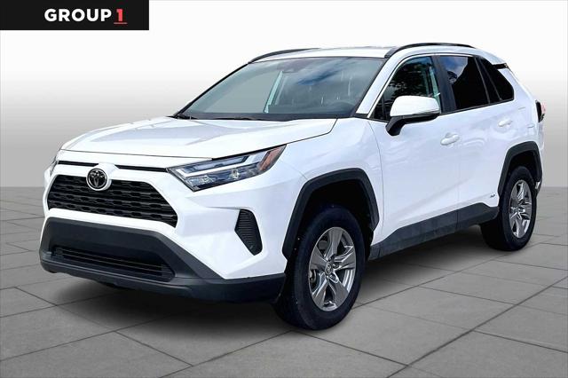 2025 Toyota RAV4 Hybrid XLE