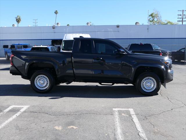 2025 Toyota Tacoma SR 2025 Toyota Tacoma SR