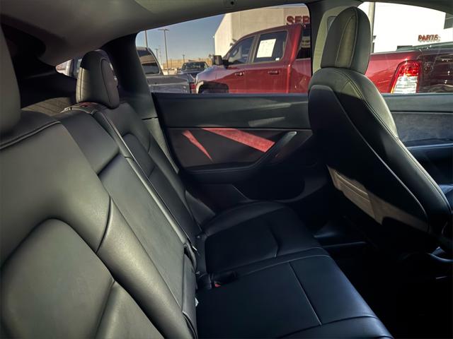 2022 Tesla Model Y Long Range Dual Motor All-Wheel Drive 2022 Tesla Model Y Long Range Dual Motor All-Wheel Drive