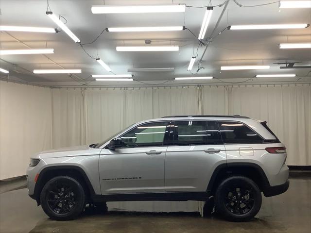 2026 Jeep Grand Cherokee Altitude 4x4