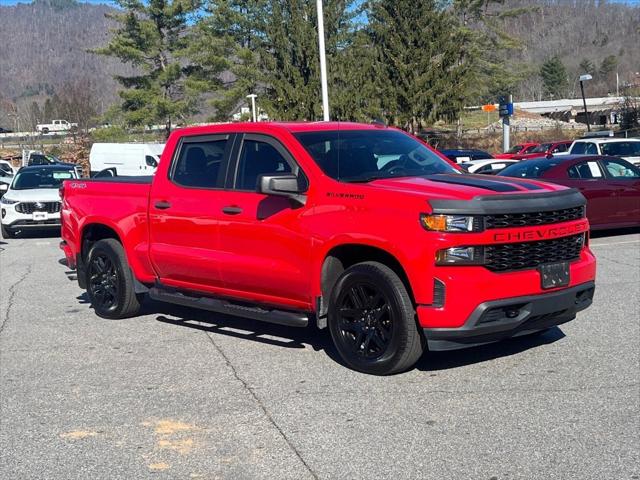 2020 Chevrolet Silverado 1500 4WD Crew Cab Short Bed Custom 2020 Chevrolet Silverado 1500 4WD Crew Cab Short Bed Custom