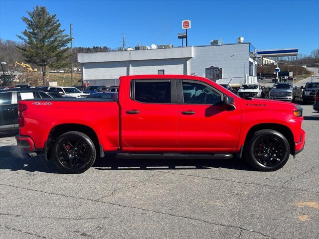 2020 Chevrolet Silverado 1500 4WD Crew Cab Short Bed Custom 2020 Chevrolet Silverado 1500 4WD Crew Cab Short Bed Custom