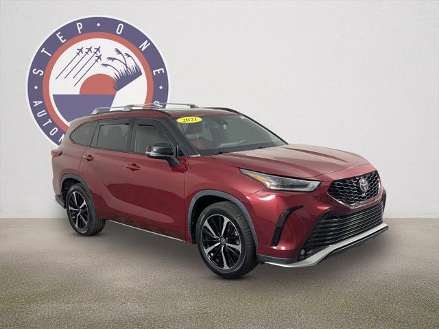 2021 Toyota Highlander XSE 2021 Toyota Highlander XSE