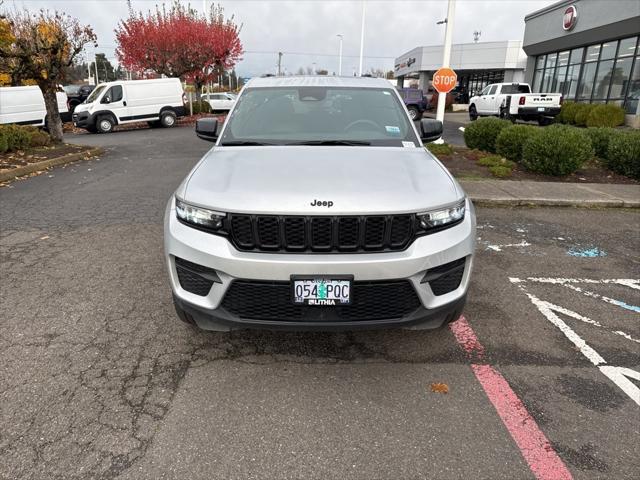 2023 Jeep Grand Cherokee Altitude X 4x4 2023 Jeep Grand Cherokee Altitude X 4x4