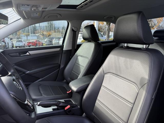 2022 Volkswagen Passat 2.0T SE 2022 Volkswagen Passat 2.0T SE