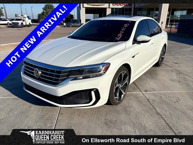 2022 Volkswagen Passat 2.0T R-Line 2022 Volkswagen Passat 2.0T R-Line