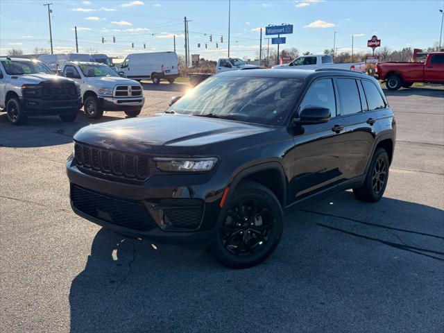 2024 Jeep Grand Cherokee Altitude 4x4 2024 Jeep Grand Cherokee Altitude 4x4