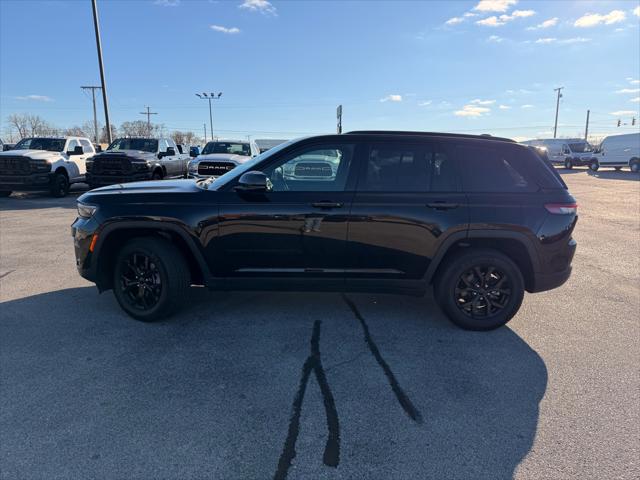 2024 Jeep Grand Cherokee Altitude 4x4 2024 Jeep Grand Cherokee Altitude 4x4