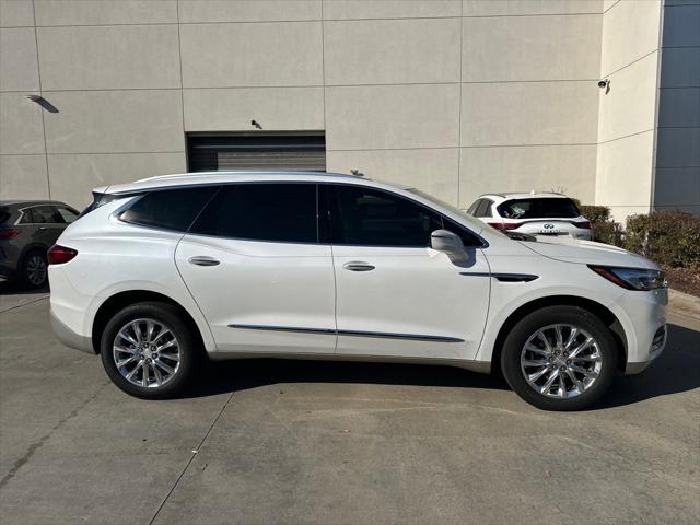 2021 Buick Enclave FWD Essence 2021 Buick Enclave FWD Essence