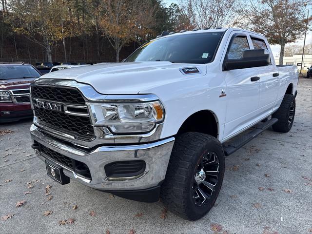 2019 RAM 3500 Tradesman Crew Cab 4x4 64 Box