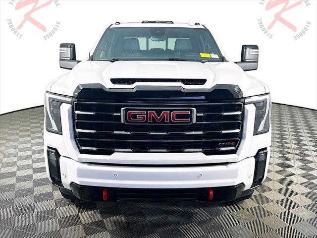 2024 GMC Sierra 3500HD 4WD Crew Cab Standard Bed AT4 2024 GMC Sierra 3500HD 4WD Crew Cab Standard Bed AT4