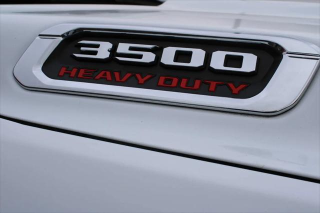 2024 Ram 3500 Big Horn Crew Cab 4x4 8' Box