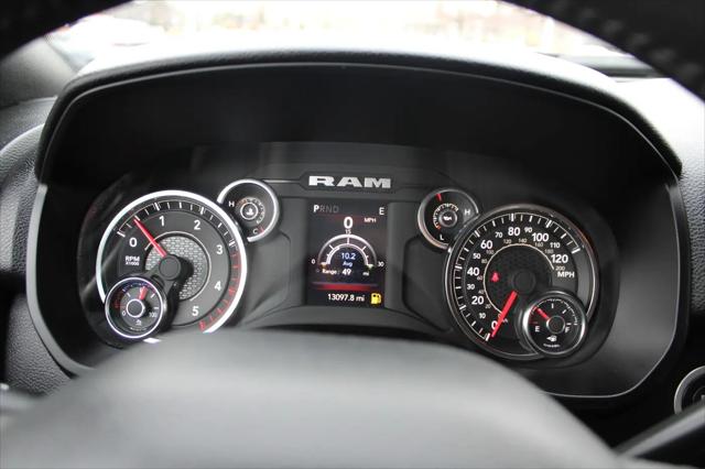 2024 Ram 3500 Big Horn Crew Cab 4x4 8' Box