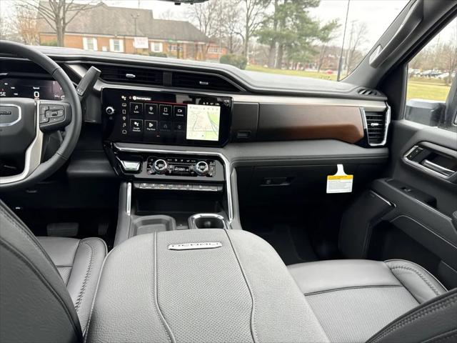 2026 GMC Sierra 2500HD Crew Cab, Standard Bed, Denali, 4WD