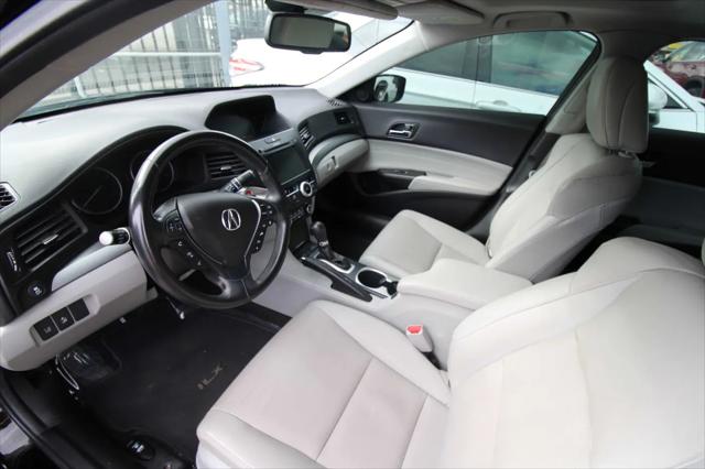 2017 Acura ILX Technology Plus Package