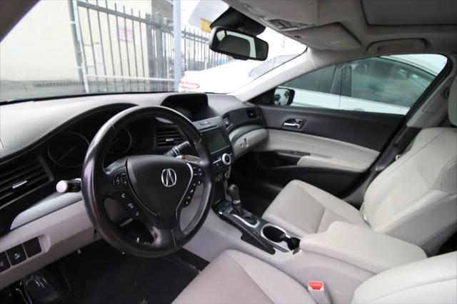 2017 Acura ILX Technology Plus Package