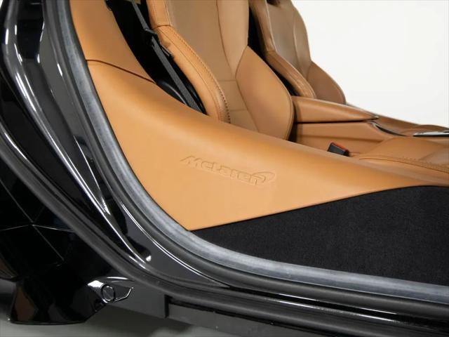 2023 McLaren GT Standard
