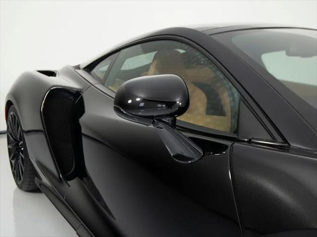 2023 McLaren GT Standard