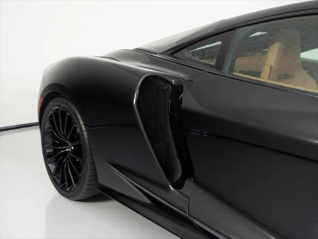 2023 McLaren GT Standard