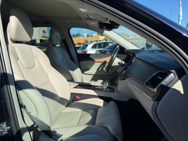2016 Volvo XC90 Hybrid T8 Inscription