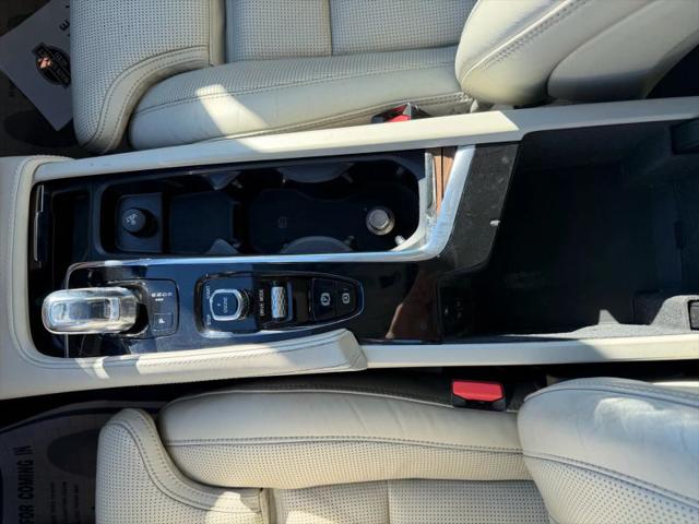 2016 Volvo XC90 Hybrid T8 Inscription