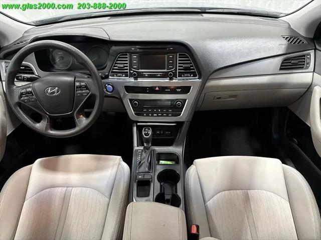 2016 Hyundai Sonata Hybrid SE