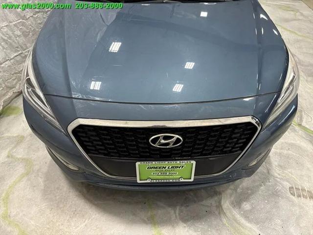 2016 Hyundai Sonata Hybrid SE