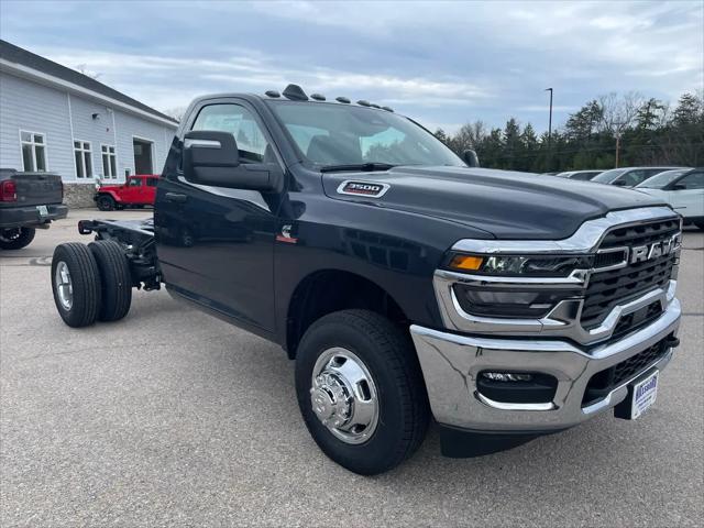 2026 Ram 3500 Tradesman/Big Horn