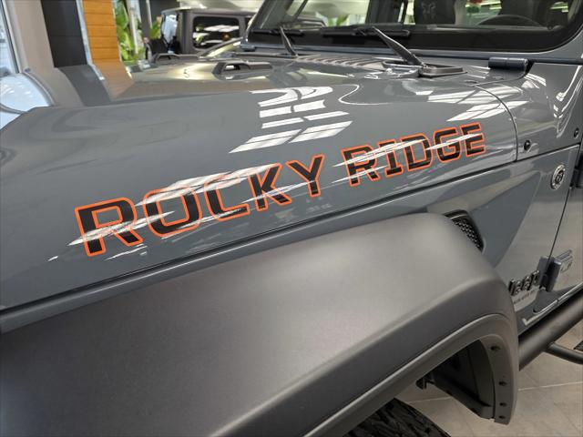 2025 Jeep Wrangler 4-Door Willys 4x4