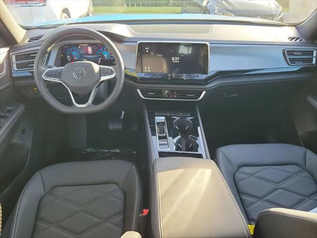 2026 Volkswagen Atlas Cross Sport SE with Technology