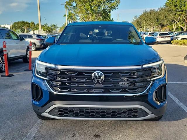 2026 Volkswagen Atlas Cross Sport SE with Technology