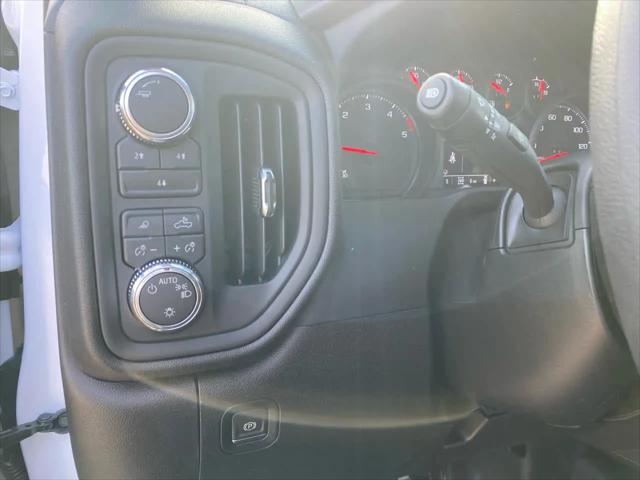 2026 GMC Sierra 2500HD Crew Cab, Standard Bed, Pro, 4WD