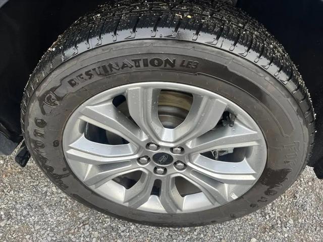 2024 Ford Edge Titanium