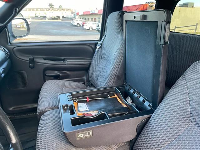 2001 Dodge Ram 1500 ST